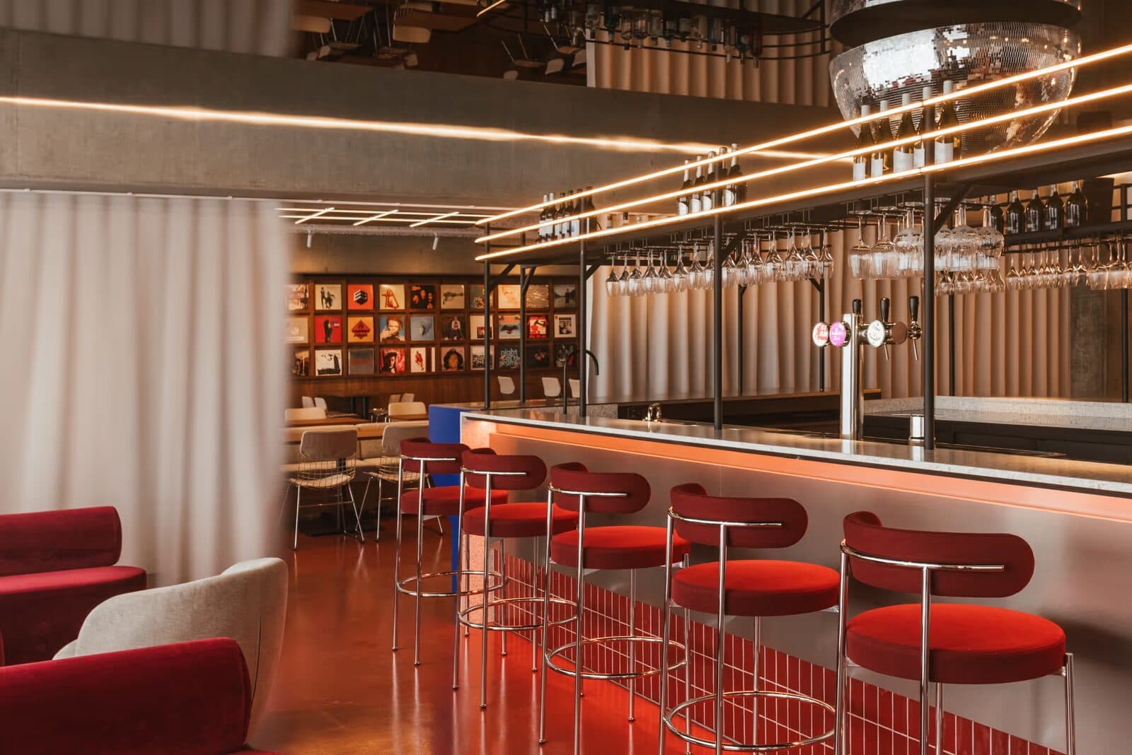AFAS Lounge — BE•AT — zdjęcie 2